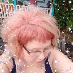 Meet your Posher, Becky